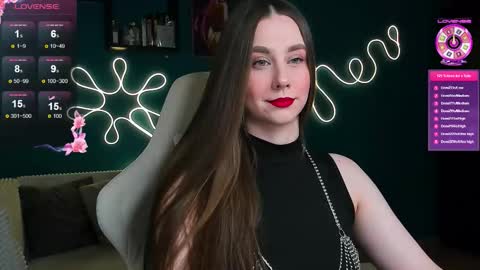 Snapshot of katie_taylorr chatting on November 2025 10:21:02 PM Katie online show from November 2025 10:21:02 PM