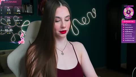 Snapshot of katie_taylorr chatting on November 2025 10:31:01 PM Katie online show from November 2025 10:31:01 PM