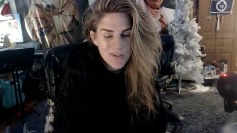 Katie online show from December 2025 07:17:01 AM