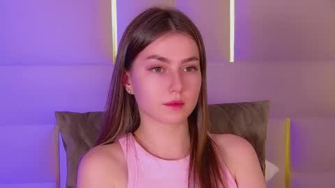 Snapshot of katiereeves chatting on November 2025 05:46:01 PM katiereeves online show from November 2025 05:46:01 PM