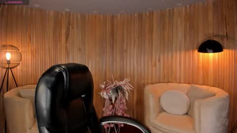 Kate Stonne online show from September 2025 02:37:01 AM