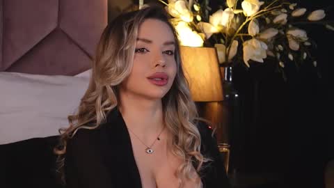 KatJolie online show from February 2025 07:48:02 PM