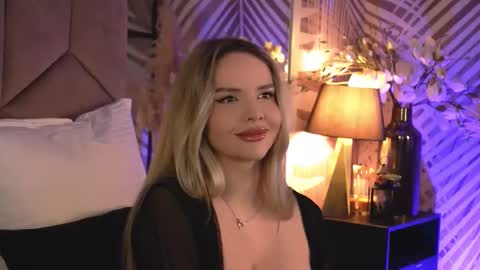 KatJolie online show from February 2026 08:38:02 PM