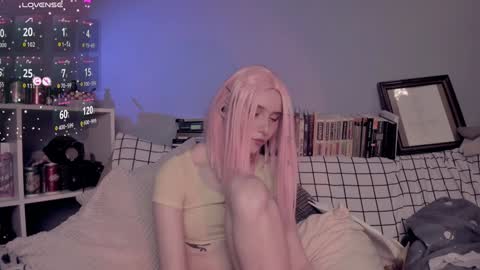 Snapshot of katkittykate chatting on December 2025 03:54:02 PM katkittykate online show from December 2025 03:54:02 PM