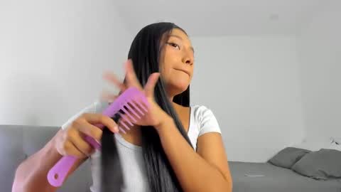 Follow me on instagram and twitter as correaktnees online show from March 2025 07:21:02 AM