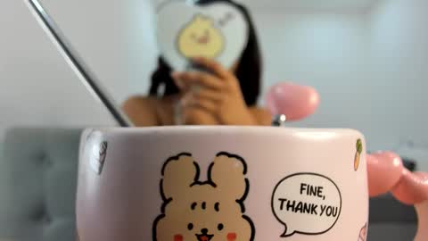 Follow me on instagram and twitter as correaktnees online show from September 2025 05:40:01 AM