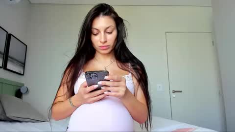 Katrin online show from November 2025 01:36:01 PM