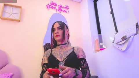 katrina_blaze online show from June 2026 10:59:01 PM