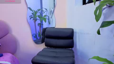 katrina_blaze online show from June 2026 05:12:01 AM