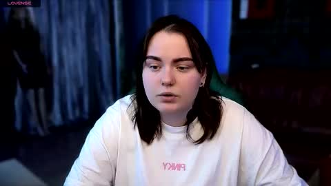 Snapshot of katrinclub chatting on September 2025 06:30:02 PM Katrin online show from September 2025 06:30:02 PM