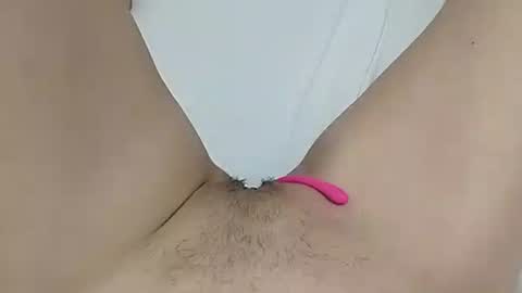 Snapshot of katrinna_arinna chatting on January 2025 07:44:02 PM katrina dont forget to give me thumbs up online show from January 2025 07:44:02 PM