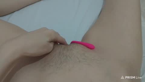 Snapshot of katrinna_arinna chatting on January 2025 07:37:01 PM katrina dont forget to give me thumbs up online show from January 2025 07:37:01 PM