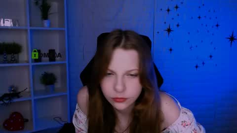 Katrin online show from May 2026 10:01:02 AM