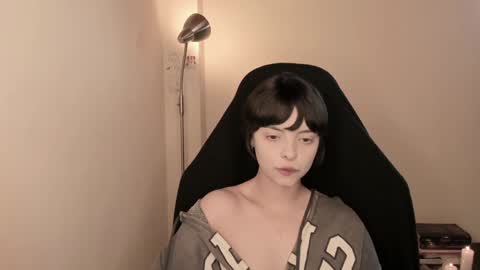 Snapshot of katsurotaro chatting on December 2024 05:55:01 PM katsuro online show from December 2024 05:55:01 PM