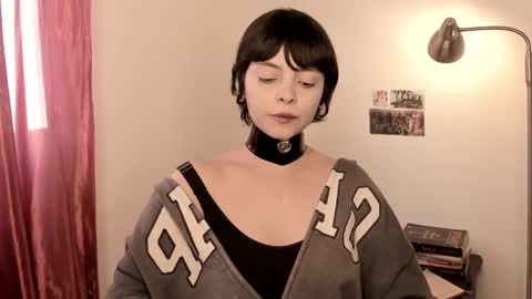 Snapshot of katsurotaro chatting on February 2025 07:16:02 PM katsuro online show from February 2025 07:16:02 PM