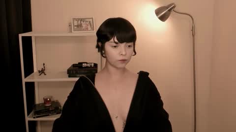 Snapshot of katsurotaro chatting on November 2025 08:42:01 PM katsuro online show from November 2025 08:42:01 PM