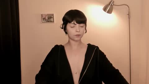 Snapshot of katsurotaro chatting on November 2025 09:11:01 PM katsuro online show from November 2025 09:11:01 PM