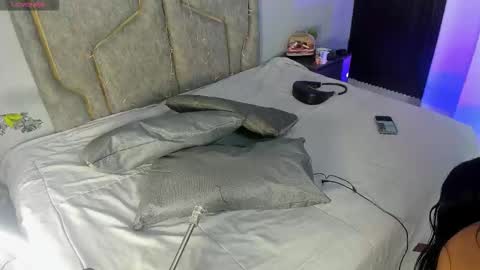 Katerine online show from January 2026 03:42:02 AM