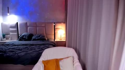 Snapshot of kattelovelyy chatting on March 2025 10:38:01 PM GoddessKateline online show from March 2025 10:38:01 PM