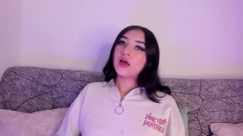 Kat  online show from May 2026 01:03:01 AM