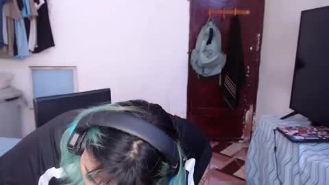 katteyes_ online show from May 2026 09:01:01 PM