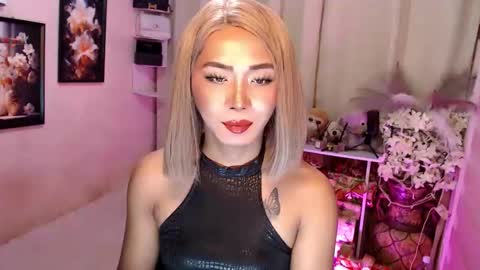 Snapshot of kattiecurrent chatting on December 2025 05:12:02 AM Saisy online show from December 2025 05:12:02 AM