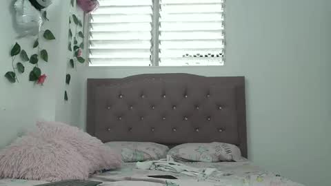 Katty online show from March 2025 02:29:01 PM