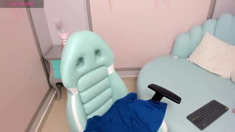 Snapshot of kattycurvy4u chatting on January 2025 06:21:01 PM katty online show from January 2025 06:21:01 PM