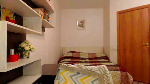 Snapshot of kattysapphire chatting on January 2025 02:25:01 PM KattySapphire online show from January 2025 02:25:01 PM