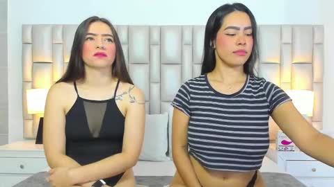 katy blonde girl and paola big boobs online show from November 2025 01:10:02 PM