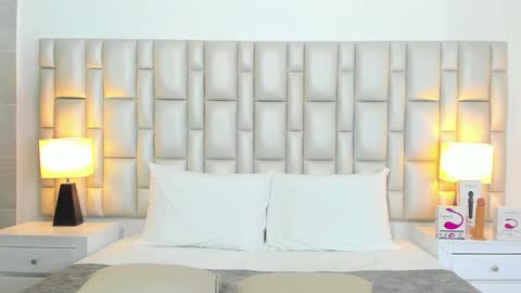 katy blonde girl and paola big boobs online show from November 2025 07:59:02 PM