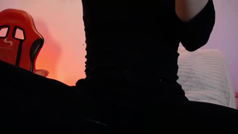 Katy Van online show from November 2025 08:52:01 PM