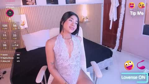 Snapshot of katya_rogerss chatting on January 2026 11:32:02 PM katya online show from January 2026 11:32:02 PM