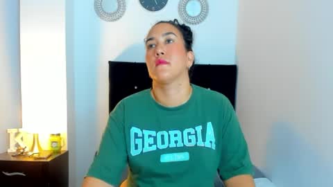 KATYAJHONSS online show from April 2026 10:12:02 PM