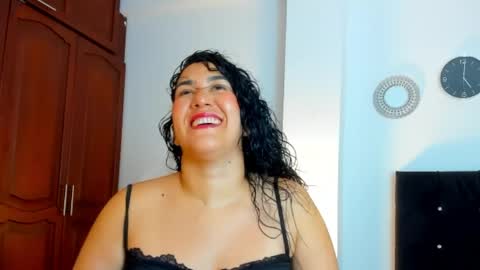 KATYAJHONSS online show from April 2026 10:01:01 PM