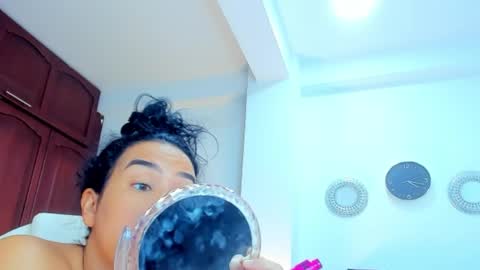 KATYAJHONSS online show from April 2026 09:17:02 PM