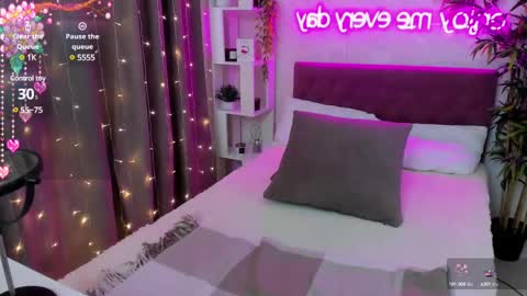 Snapshot of katyaneilson chatting on March 2025 07:08:02 AM Kate online show from March 2025 07:08:02 AM