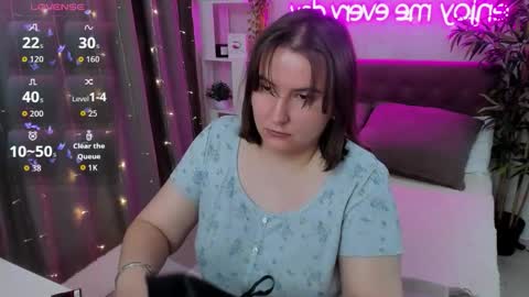 Snapshot of katyaneilson chatting on October 2025 03:13:02 AM Kate online show from October 2025 03:13:02 AM