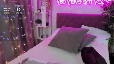 Snapshot of katyaneilson chatting on January 2026 03:32:01 AM Kate online show from January 2026 03:32:01 AM