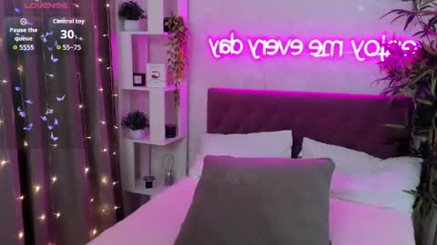 Snapshot of katyaneilson chatting on February 2026 04:46:02 AM Kate online show from February 2026 04:46:02 AM