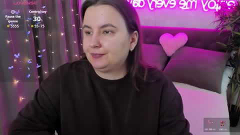 Snapshot of katyaneilson chatting on March 2026 05:36:01 AM Kate online show from March 2026 05:36:01 AM