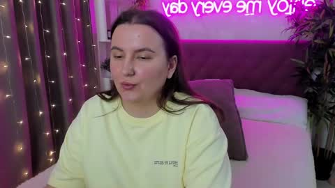 Kate online show from May 2026 06:51:02 AM