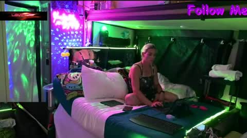 katycouple69 online show from May 2026 04:39:01 AM
