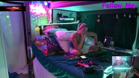 katycouple69 online show from May 2026 11:32:02 PM