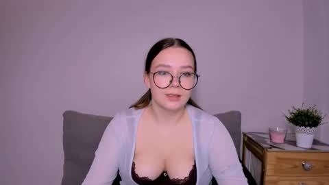 Snapshot of katygentle chatting on November 2025 05:33:01 PM Katy online show from November 2025 05:33:01 PM