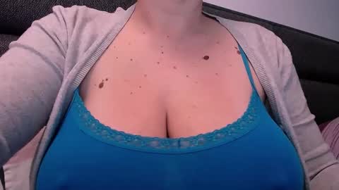 Katy online show from December 2024 06:35:01 AM