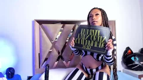 katyortiz online show from October 2025 11:44:01 AM