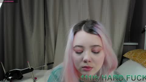 Yuki  online show from December 2024 01:04:02 AM