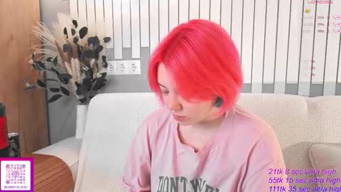 Yuki  online show from November 2025 07:28:01 AM