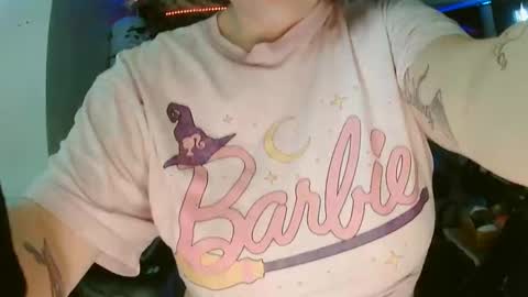 Snapshot of kawaiicvnt420 chatting on November 2025 05:23:02 PM kawaiicvnt420 online show from November 2025 05:23:02 PM